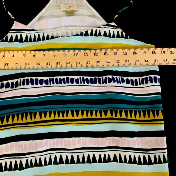 Like New Loft Outlet Tank Top - Picture 6 of 7